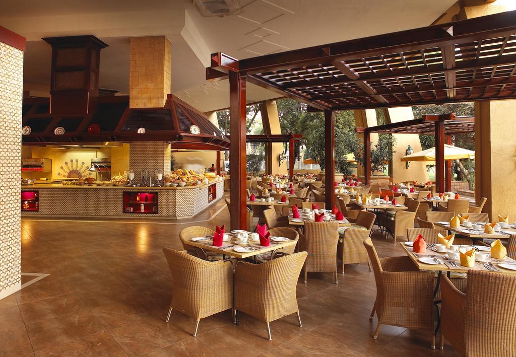 Soho Hotel & Casino At Sun City Extérieur photo